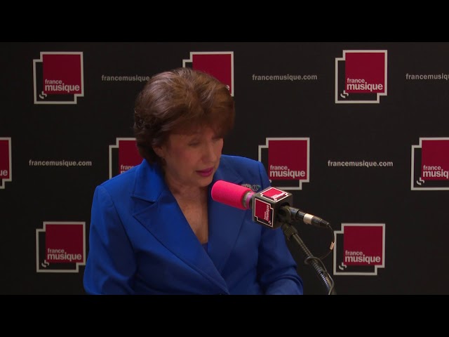 Video de pronunciación de Roselyne Bachelot en Francés