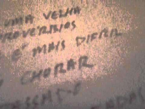 Quartinho Emprestado - Leo Aprato