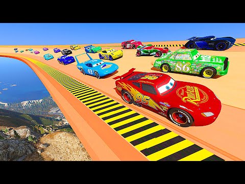 Race Disney Cars Crazy Track - Lightning McQueen VS Jackson Storm Chick Hicks  Cruz Ramirez & Friend