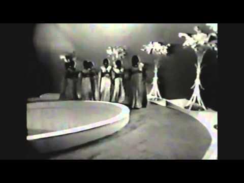 Bessie Griffin & The Gospel Pearls - "When the Saints Come Marching In" (1962)