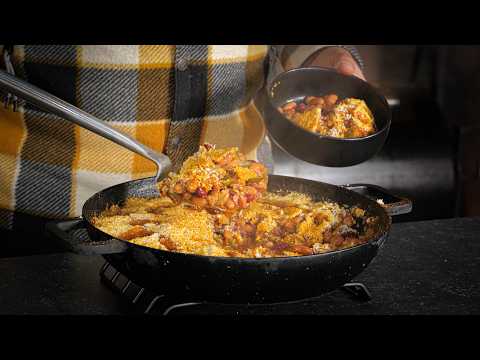 This is how you make the perfect Smoked Pit Beans