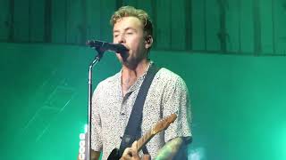 Busted vs McFly - One For the Radio