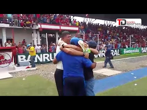 Malacateco golea a Antigua GFC y clasifica a semifinales