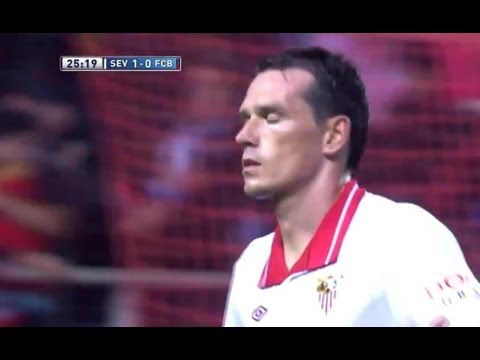 Gol de Trochowski (1-0) en el Sevilla FC - FC Barcelona Jornada 6