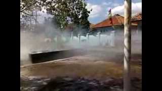 preview picture of video 'SMK Negeri 2 Indramayu Simulasi pemadaman kebakaran selagi BST'