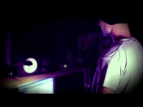 TwoClock vs Tierstar - Rap Battle Round 3