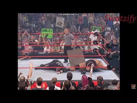 Bubba Ray Dudley slams Big Show through table