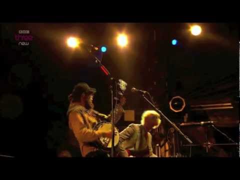 Mumford & Sons - Lover of the Light (Glastonbury 2011)