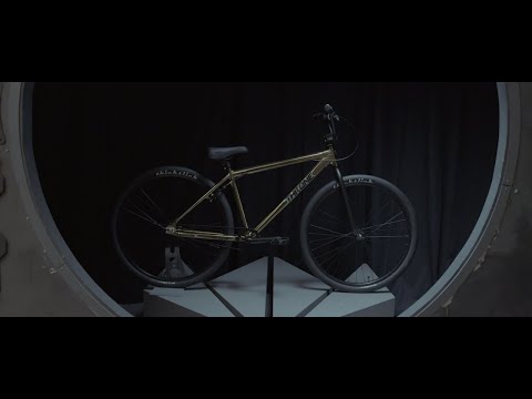 Throne Cycles Gold Goon