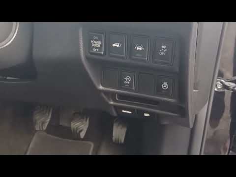 Nissan X-Trail SVE 4X4 (5 Seater) - Image 2