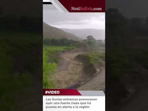 #NotiBolivia | Se reporta un vehículo desaparecido que fue arrastrado por la corriente