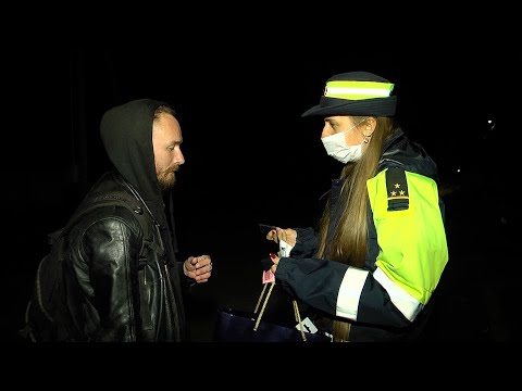ГАИ просят пешеходов не забывать о фликерах видео