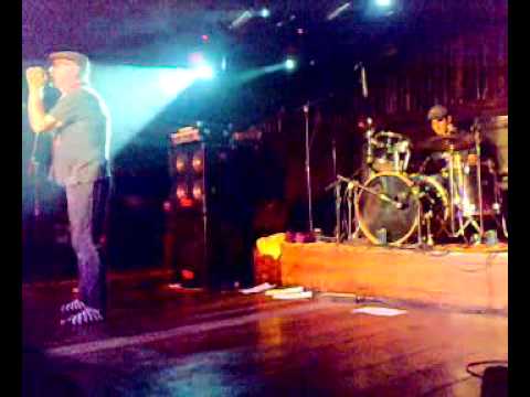 Kid Vinil - A Gata Comeu (Kasebre Rock Bar)