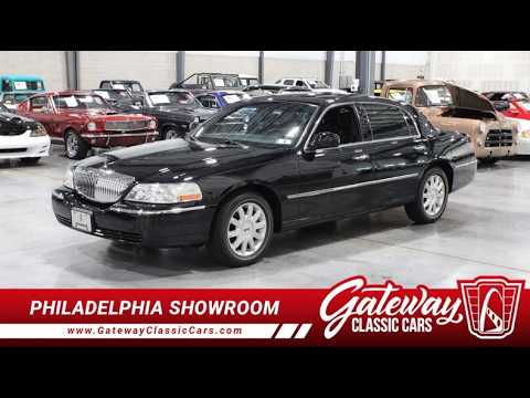 2006 Lincoln Town Car (CC-2101922) for sale in Runnemede, New Jersey