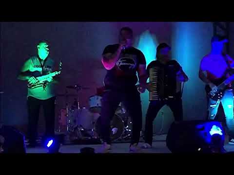 Forró Di Homi & Hudson Xavier tocando no Paredão Malveira.