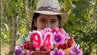This is how I made my late Grandma's 94th Birthday Cake ~ Saida ZC ~ 💚