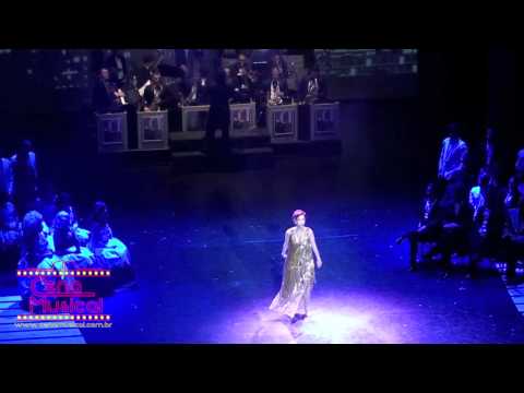 Kiara Sasso canta "New York, New York"