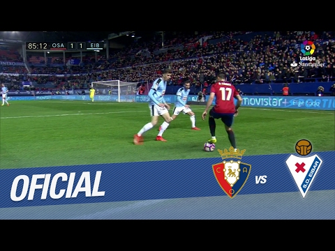 Cabezazo de Oriol Riera que despeja con una gran mano Yoel