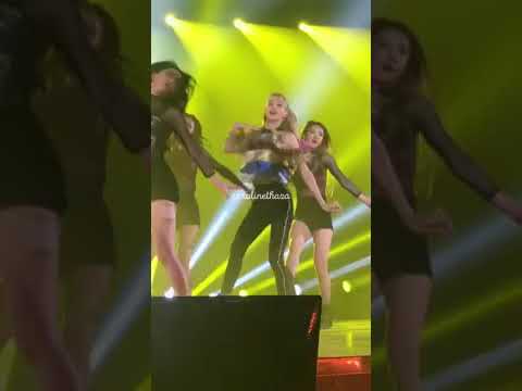 [HD] 190120 LISA SWALLA SOLO DANCE STAGE - BLACKPINK ( 블랙핑크 ) in JAKARTA FANCAM
