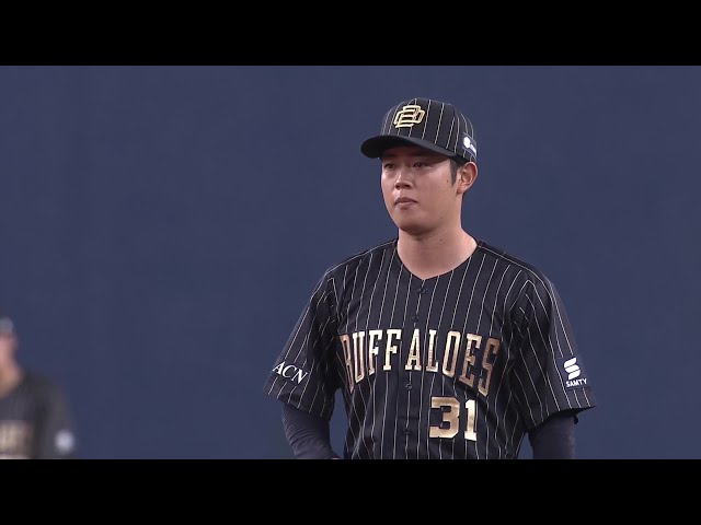 【5回表】全力疾走!! バファローズ・太田椋 ファウルになりそうな打球に追いつきアウトにする!! 2025年6月15日 オリックス・バファローズ 対 読売ジャイアンツ