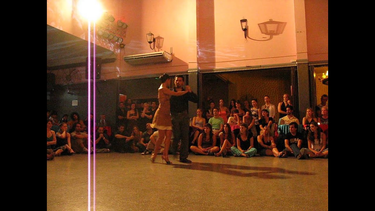 CECILIA PICCINNI y ANDRÉS MOLINA en Viva La Pepa! milonga 4/4 (Domingos en Malcolm)