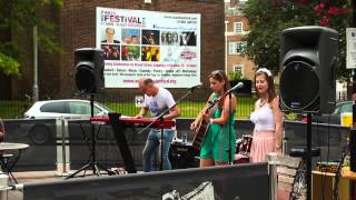 preview picture of video 'Nikki Loy, Che, Colin - Cape of Good Hope Cowley Road Carnival'