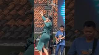 Download lagu lusyana jelita goyang asik #lusyanajelita mp3 Download lagu lusyana jelita goyang asik #lusyanajelita mp3