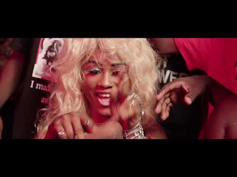 Ypee - Botom ft. Kofi Mole (Official Video)