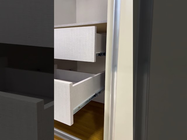 Guarda-Roupa Casal Senna 3 Portas 6 Gavetas Cinamomo/Off White - Maxel