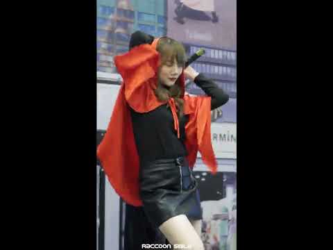 Atom Honey Toast (CmCafe) - First Impression @งาน STREET FASHION - Fancam - 26.10.2019
