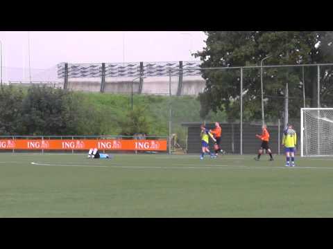 30 aug 2014 OSM'75 B1 - VV De Meern B1 beker 2-4 Doelpunt Stephan, assist Olivier