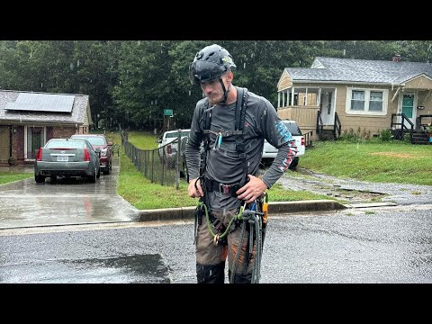 #toughbuilt #Glory #handmade #workout #mygym   Think your job is tough❓❓ #arborist #woodworking