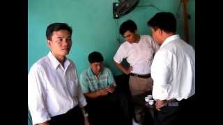 preview picture of video 'HỌP LỚP 12 B KHÓA 1987 -1990 PTTH LẠNG GIANG NĂM 2009  TẠI NHÀ TÌNH - KÉP.'