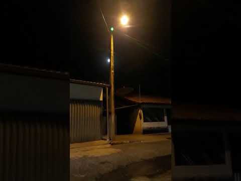 Como desligar luz do poste com laser pointe...