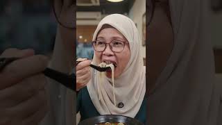 Download lagu Eating Beef Noodle #shorts mp3