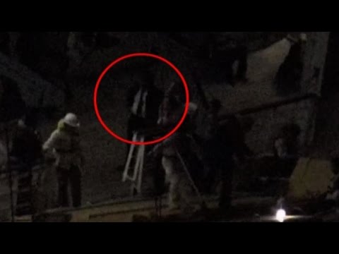 Concordia shipwreck: Unreleased video of Schettino near the lifeboat