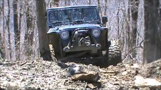 preview picture of video 'Andy's TJ Winching on Mason Jar in Harlan 4-5-2013'