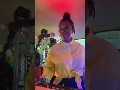 DJ Yehudit Sings video.