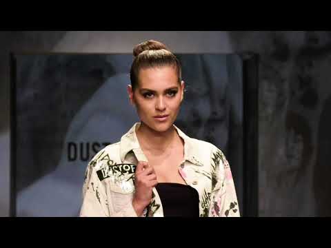 Dust of Gods meet Grunchy Style mixed with Art