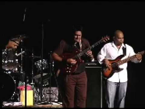Patrick Yandall live in Michigan performing "One Perfect Moment"