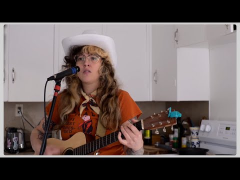 Sallie Ford - “Looking For Love” (Johnny Lee Cover) 2025 RockOutEtc.