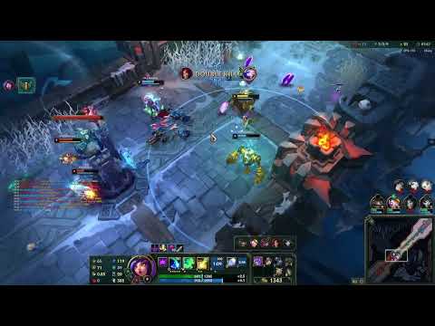 Sneaky neeko ult from minions