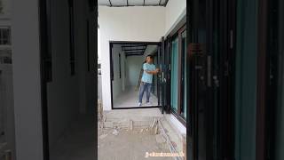 งานติดตั้งชุดประตูบานเฟี้ยมแบ่งสามเก็บด้านเดียว