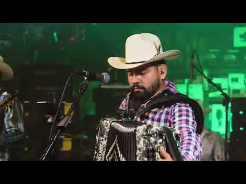 La Clica Official- No Me Arrepiento de Nada(En Vivo 2022)