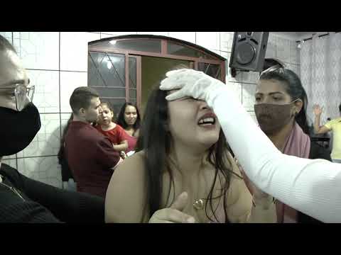 Prª Jhulia Mendonça  Jovem recebe o dom de visão - Goiânia