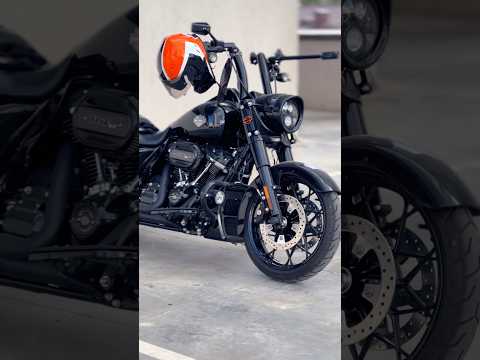 Harley Davidson Road King Special #harle #harley #custom #harleydavidsonmotorcycles #biker #moto