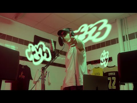 RONALDO À MADÈRE - Leo SVR (prod. unfamouslouie)