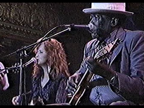 John Lee Hooker & Bonnie Raitt 1-13-90 San Francisco