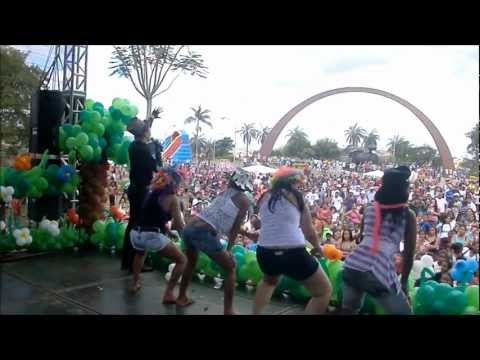 Tio Girafa apresenta Mico Homem X Mico Mulheres em Itabira M.G - 12/10/2011