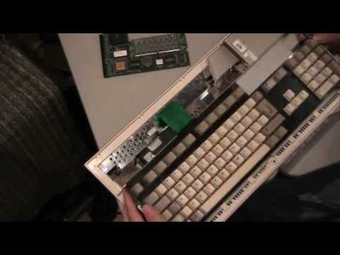 Commodore Amiga 1200 Assembly and boot-up